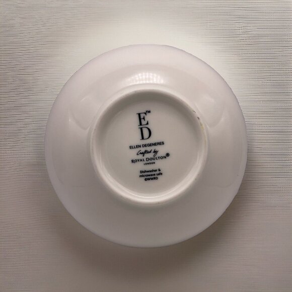 Ellen Degeneres Bowl LOVE Stripe Crafted By Royal Doulton London Red White Blue - Picture 2 of 2